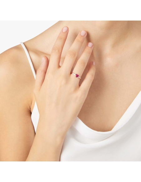 Anello Cuore con 1 rubino sintetico e diamanti bianchi