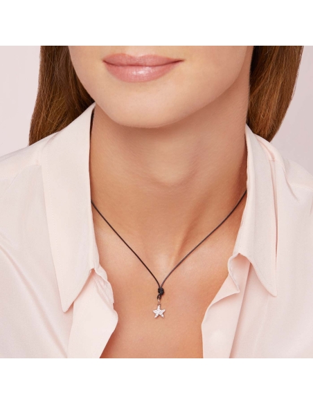 Ciondolo Stellina in oro bianco e diamanti bianchi