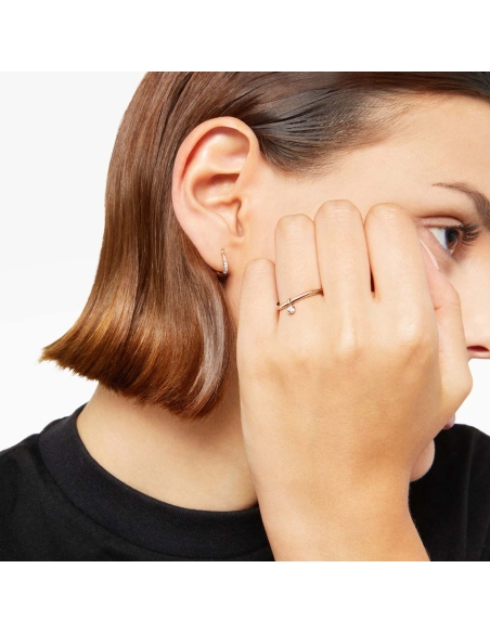 Anello wave Essentials in oro con diamante