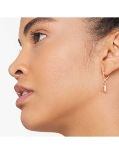 Ciondolo lettera "A" in oro rosa