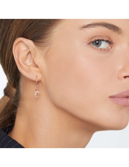 Ciondolo lettera "C" in oro rosa