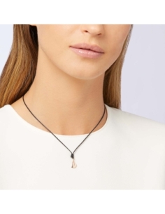 Ciondolo lettera "D" in oro... 2