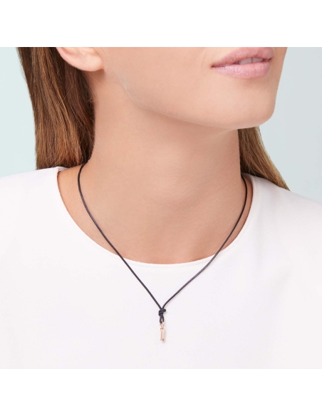 Ciondolo lettera "I" in oro rosa