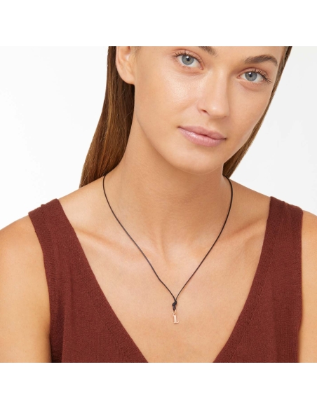 Ciondolo lettera "L" in oro rosa